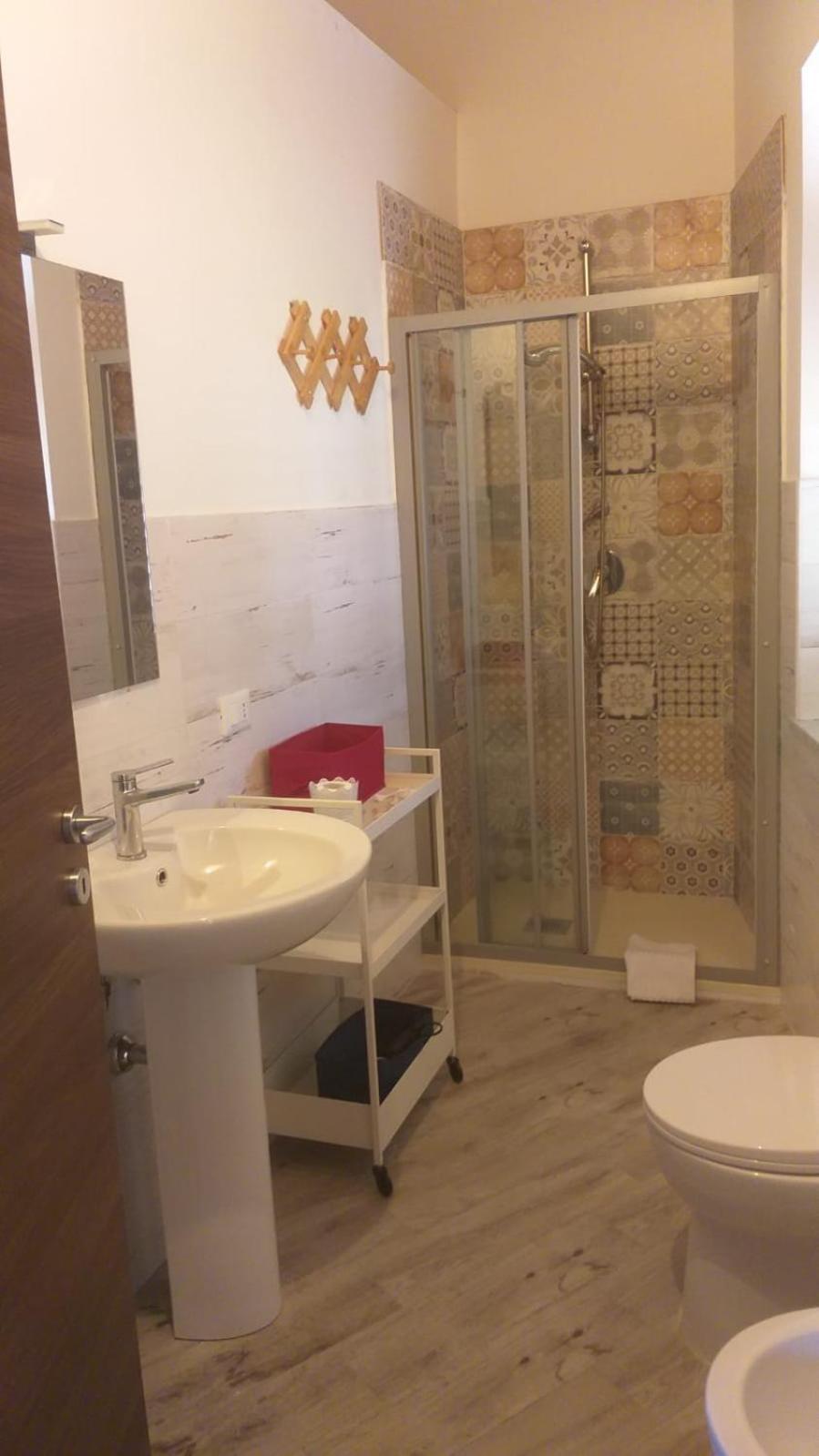 Enzo'S Suite Палермо Екстериор снимка